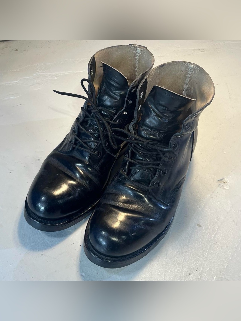 Men's Black Leather Lace-Up Boots